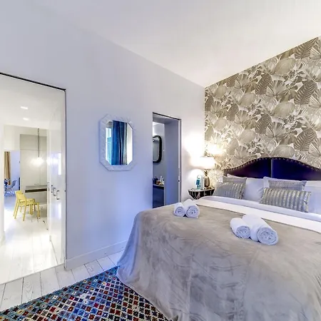 Sweet -garibaldi Apartment *